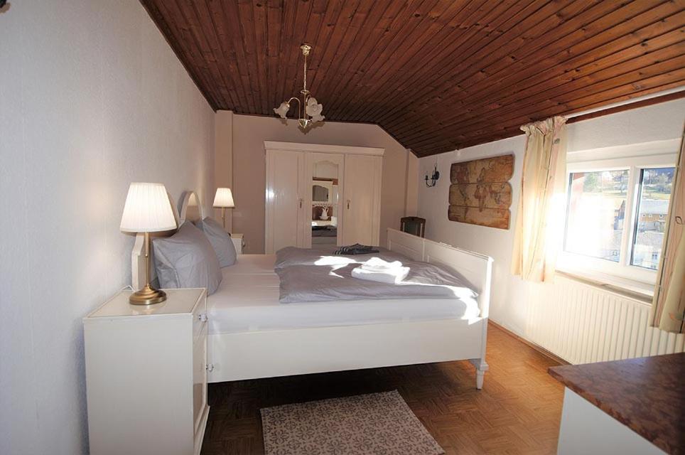 Apartament Kastanienhof Hinterhermsdorf Zewnętrze zdjęcie
